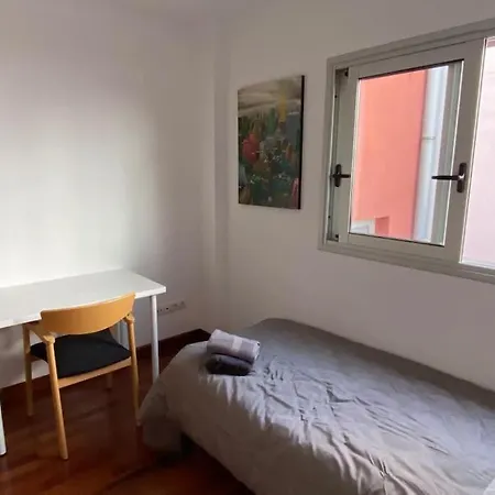 Bright Lovely Quiet Flat Very Centric In Sc